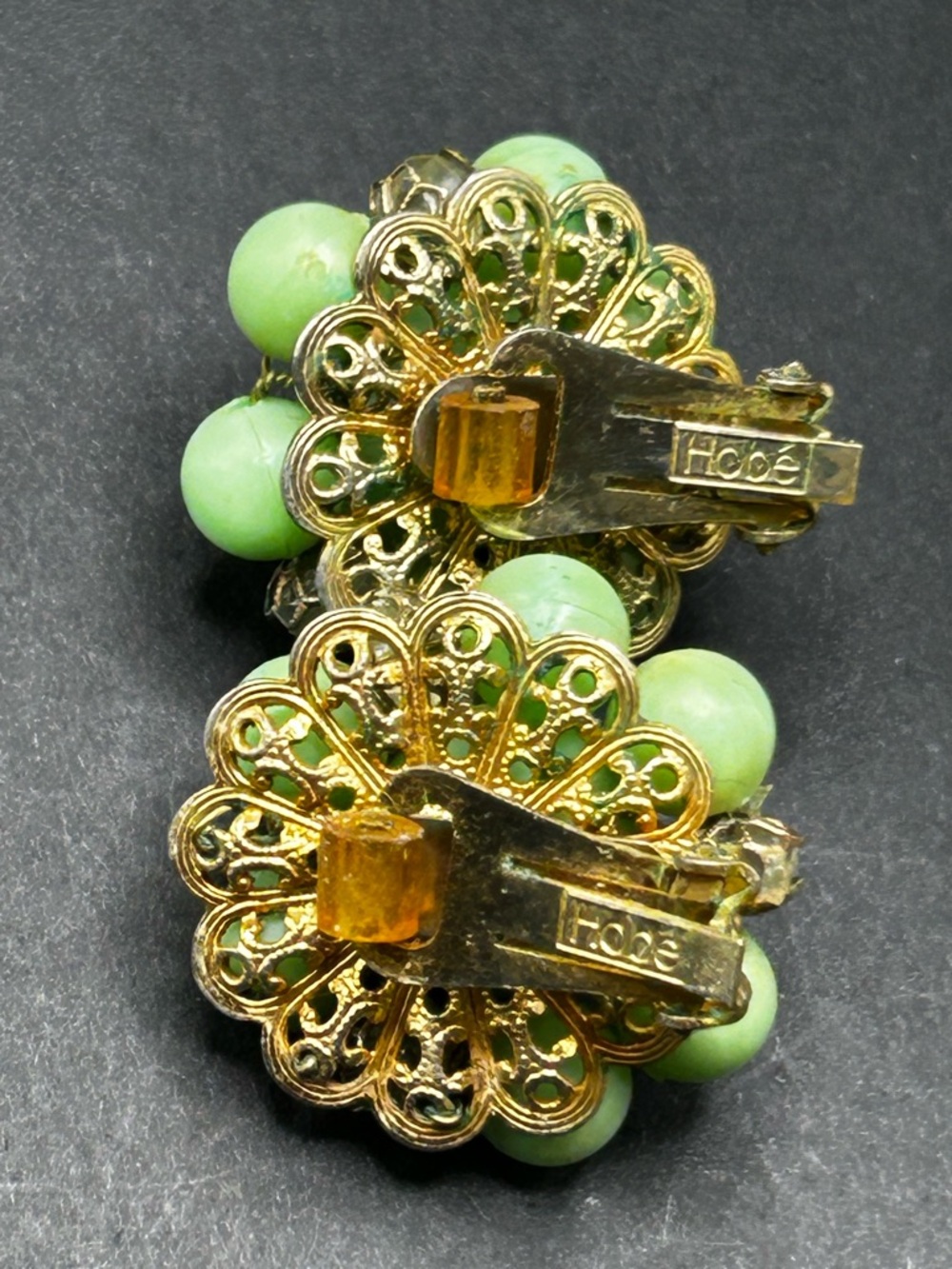 Rare Hobe Lime Green Double-Strand Beaded Necklace & Clip Earrings Demi Parure - Picture 6 of 10